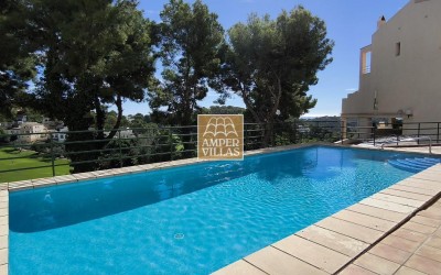 A beautiful bungalow located next to the Altea Golf Club.
